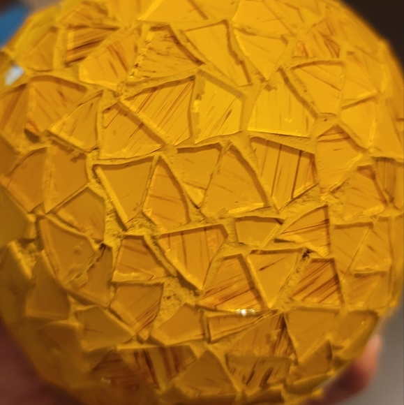 Decor - Picture 6 of 8